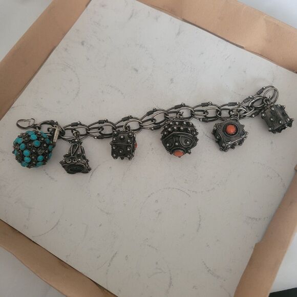 Vintage 7" Italian Etruscan 800 Silver 6 Charm Bracelet - Picture 2 of 8